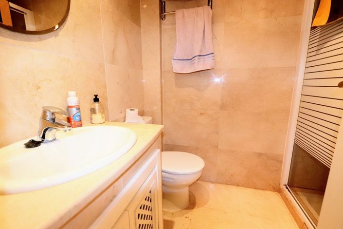 Image No.17-2 Bed Apartment for sale