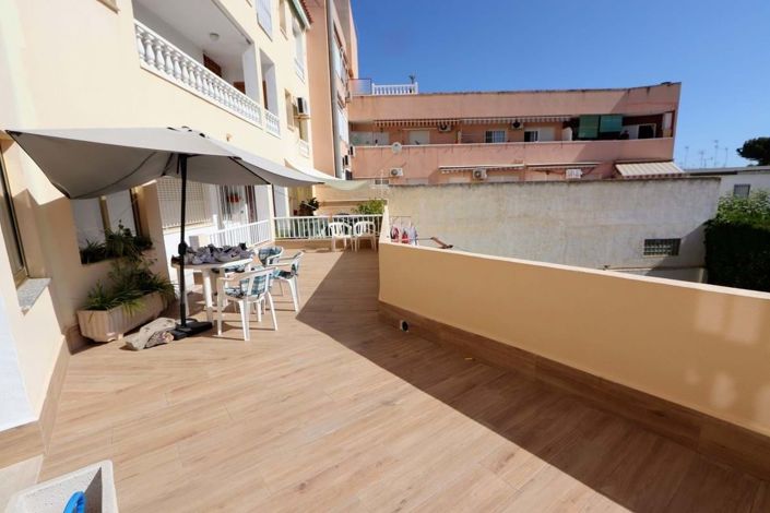Image No.19-2 Bed Apartment for sale