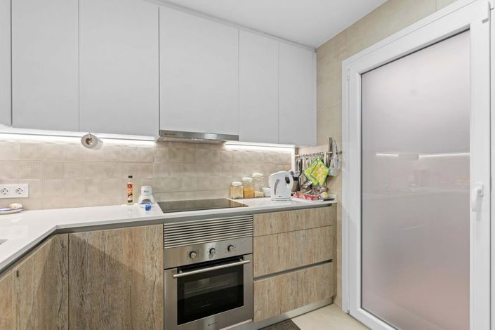 Image No.10-2 Bed Apartment for sale