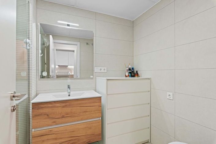Image No.15-2 Bed Apartment for sale
