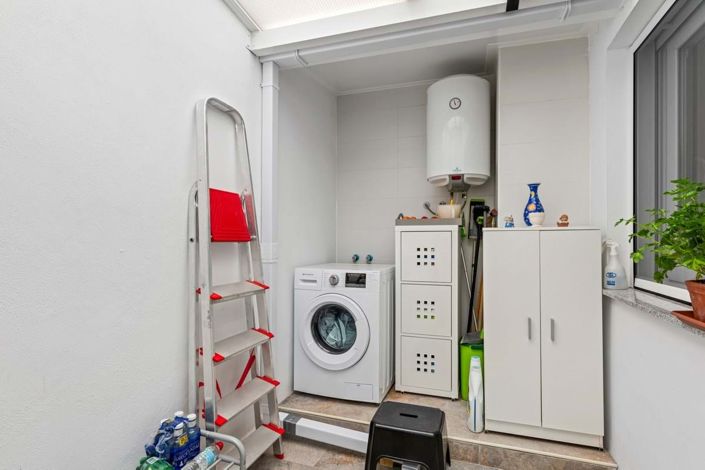 Image No.21-2 Bed Apartment for sale