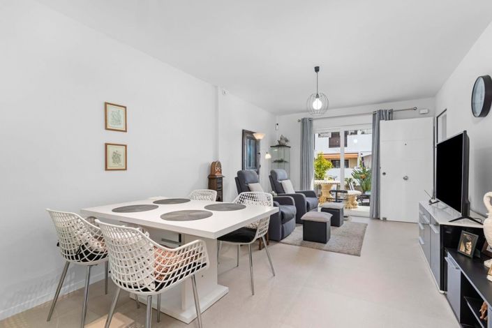 Image No.4-2 Bed Apartment for sale