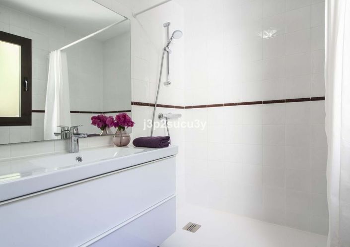 Image No.21-3 Bed Semi-Detached for sale