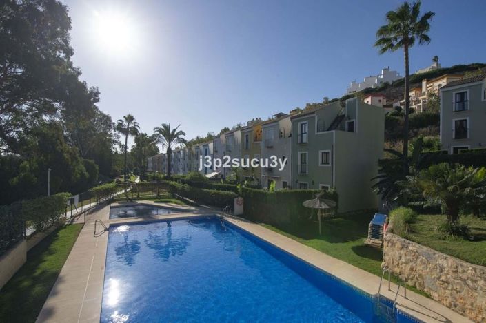 Image No.26-3 Bed Semi-Detached for sale