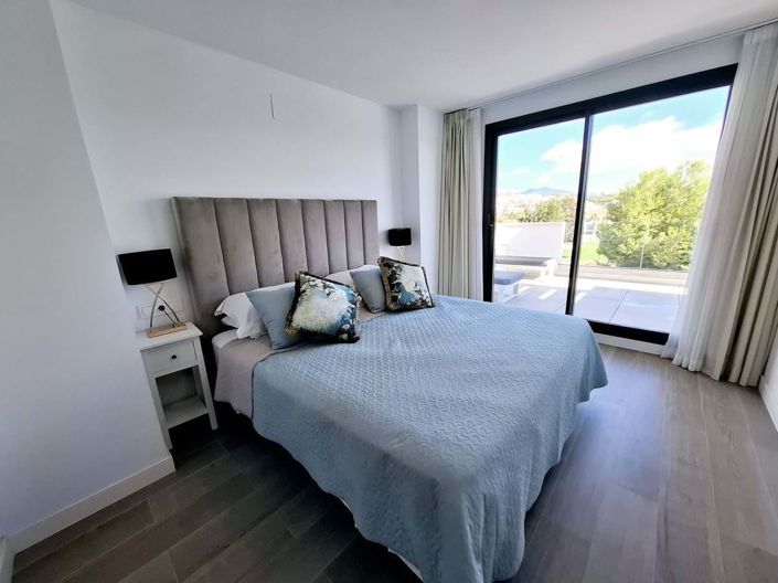 Image No.7-3 Bed Apartment for sale