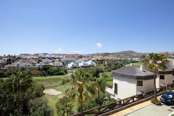 Image No.4-4 Bed Townhouse for sale