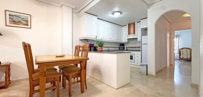 Image No.10-2 Bed Apartment for sale
