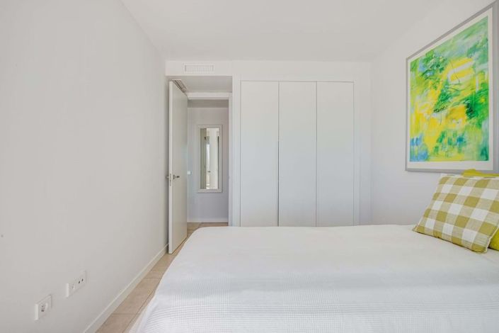 Image No.29-4 Bed Apartment for sale