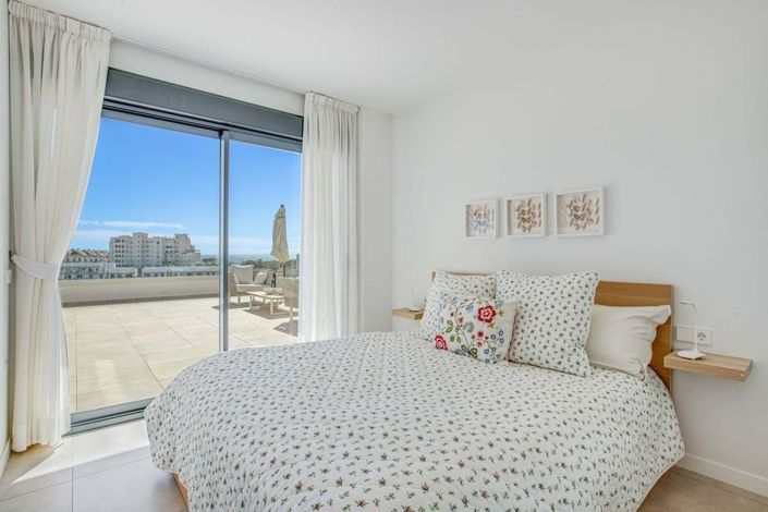 Image No.37-4 Bed Apartment for sale