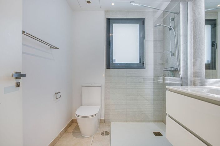 Image No.31-4 Bed Apartment for sale