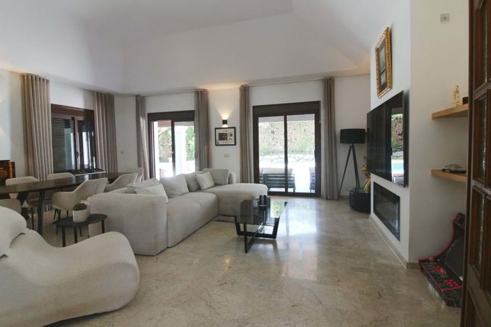 Image No.18-Villa de 3 chambres à vendre à Estepona