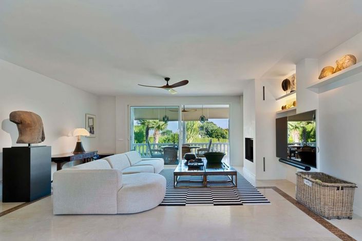 Image No.3-Villa de 3 chambres à vendre à Estepona