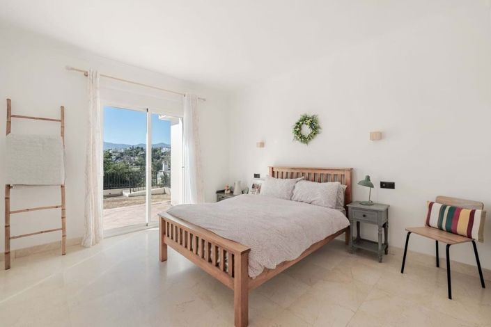 Image No.25-Villa de 4 chambres à vendre à Estepona