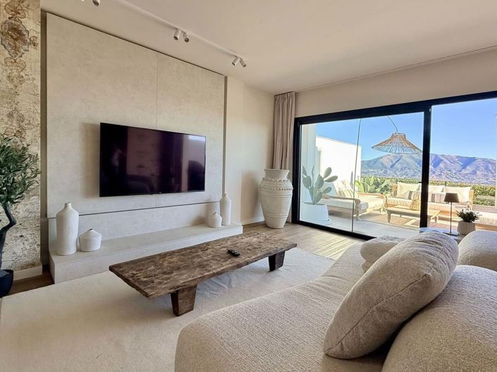 Image No.6-3 Bed Townhouse for sale