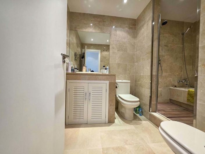 Image No.35-2 Bed Penthouse for sale