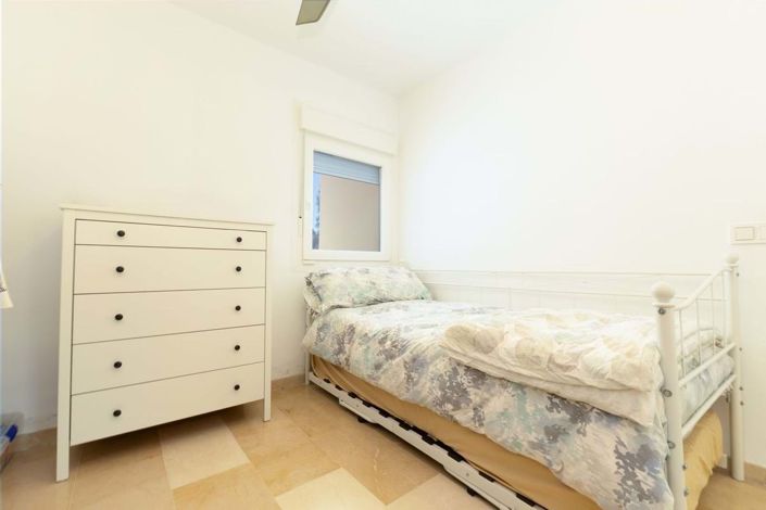 Image No.10-3 Bed Townhouse for sale