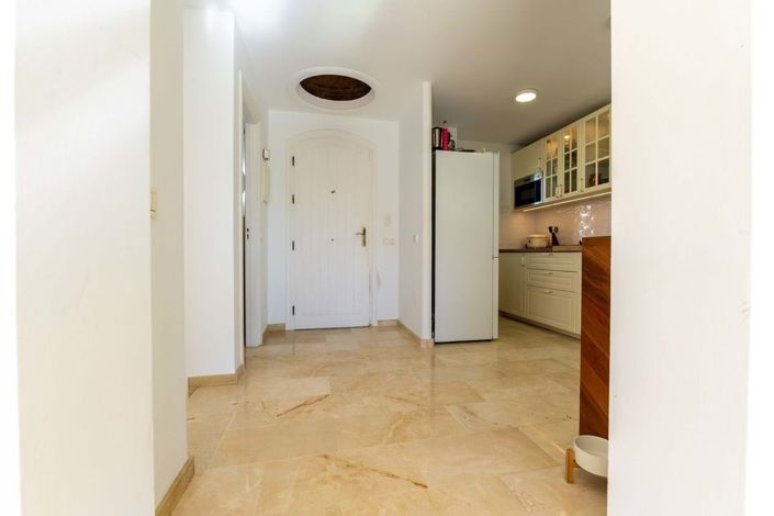Image No.19-3 Bed Townhouse for sale