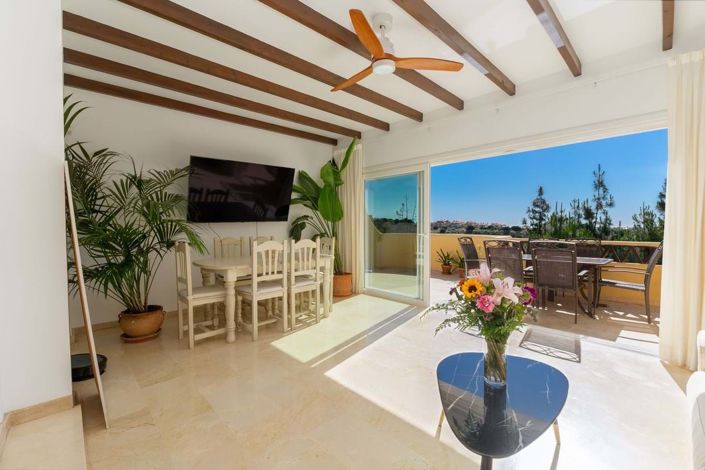 Image No.4-3 Bed Townhouse for sale