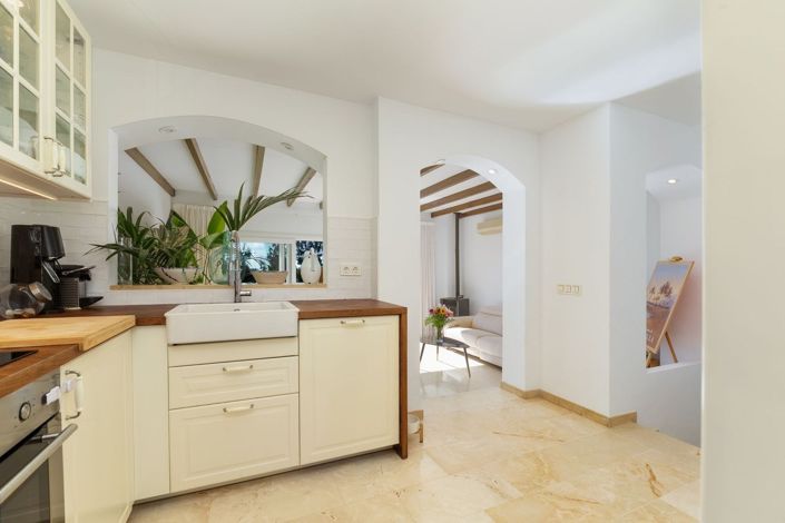 Image No.6-3 Bed Townhouse for sale