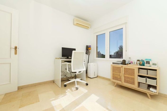 Image No.9-3 Bed Townhouse for sale
