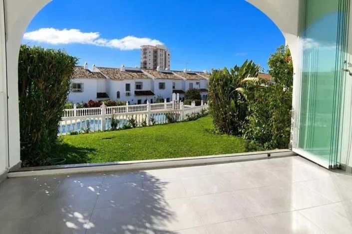 Image No.3-Maison de ville de 2 chambres à vendre à Mijas Costa