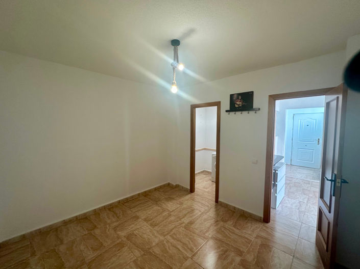 Image No.23-3 Bed Apartment for sale