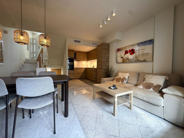 Image No.2-3 Bed Townhouse for sale
