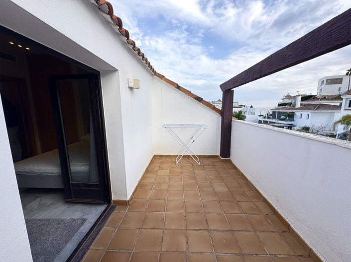 Image No.35-3 Bed Townhouse for sale