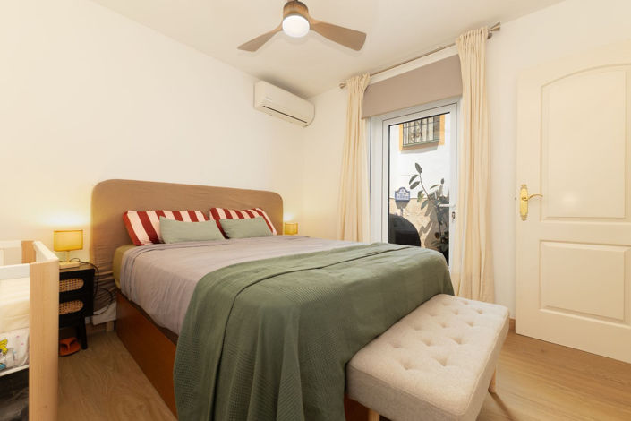 Image No.24-3 Bed Townhouse for sale