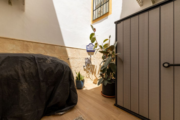 Image No.25-3 Bed Townhouse for sale