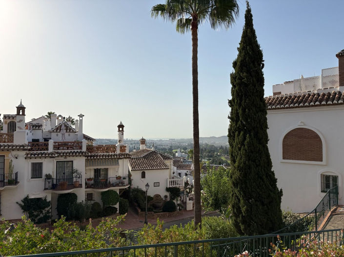 Image No.38-3 Bed Townhouse for sale