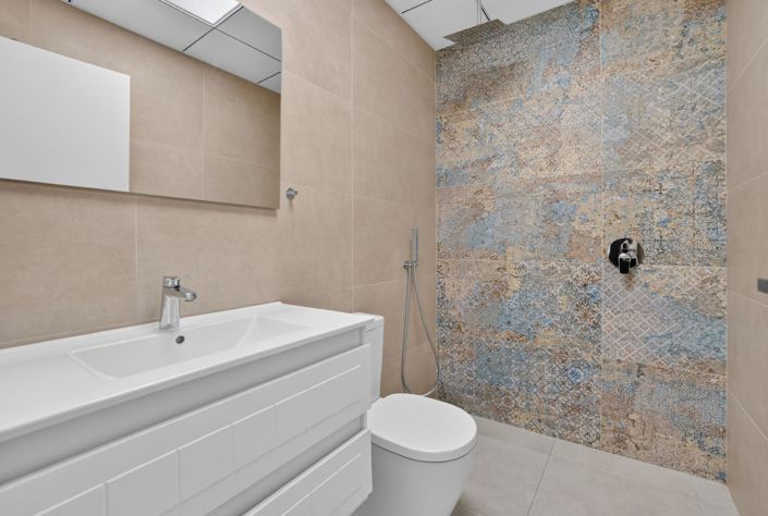 Image No.15-5 Bed Villa for sale