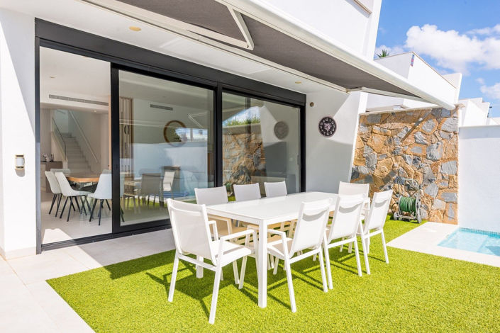 Image No.3-4 Bed Villa for sale