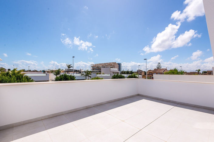 Image No.37-4 Bed Villa for sale