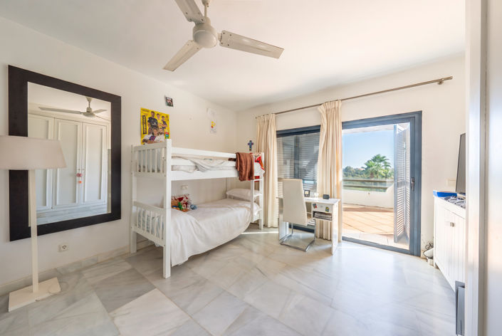 Image No.22-3 Bed Apartment for sale