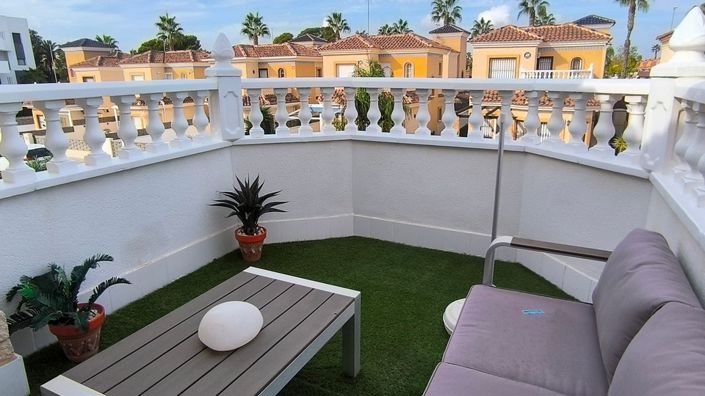 Image No.21-2 Bed Villa for sale