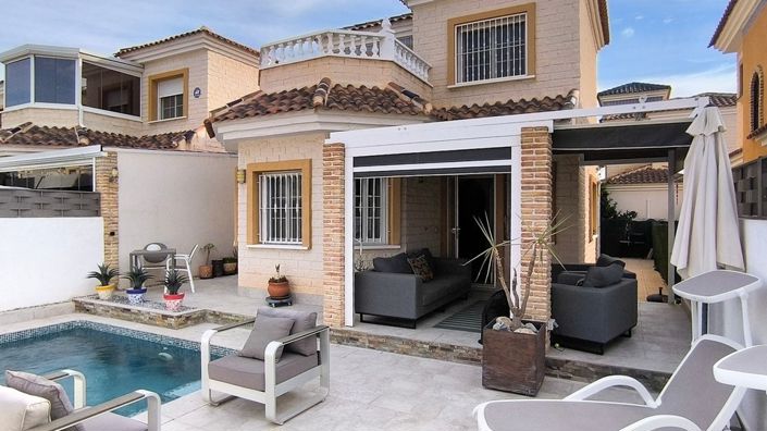 Image No.27-2 Bed Villa for sale