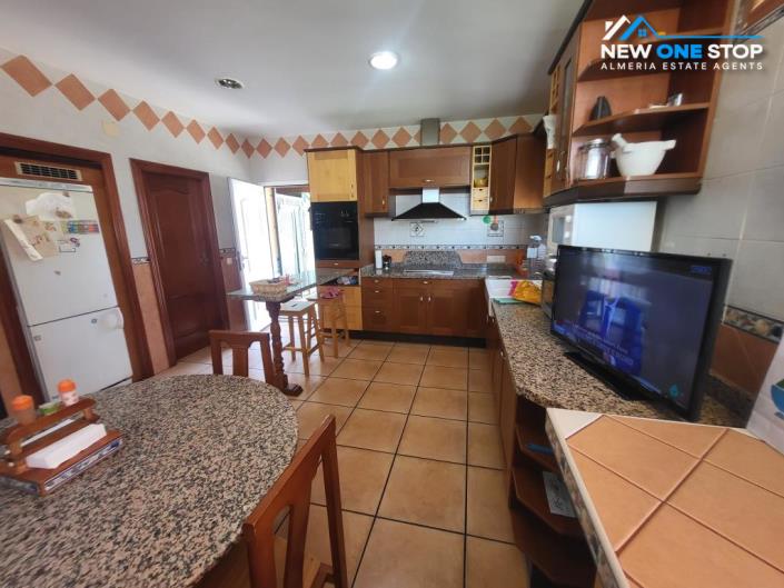 Image No.14-4 Bed Villa / Detached for sale