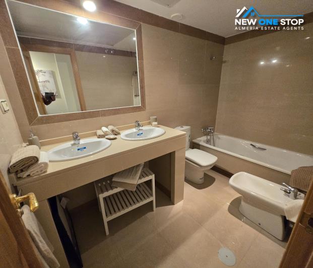 Image No.15-3 Bed Apartment for sale