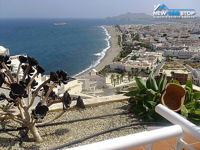 Image No.25-3 Bed Apartment for sale