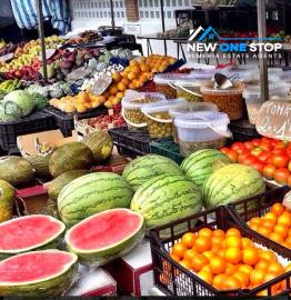 MARKET