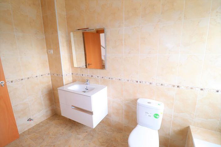 Image No.21-5 Bed Villa for sale