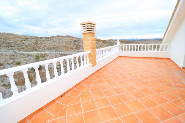 Image No.41-5 Bed Villa for sale