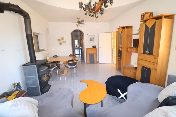 Image No.17-3 Bed Country House for sale