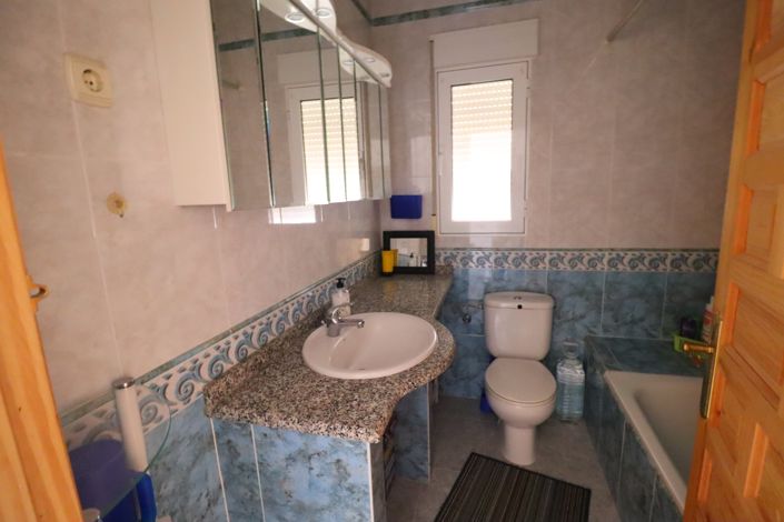Image No.29-3 Bed Country House for sale