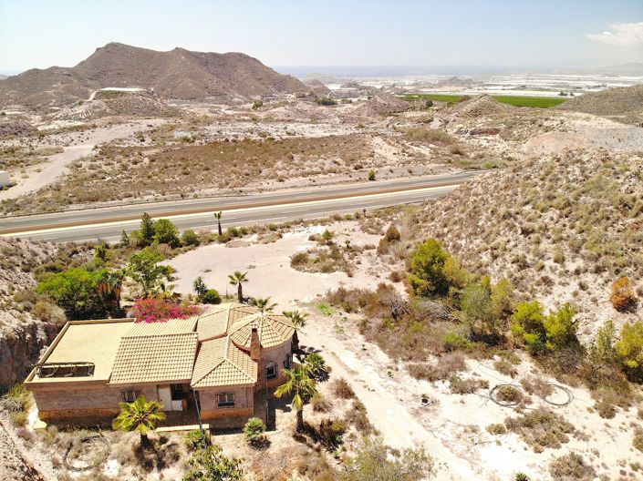 Image No.3-3 Bed Country House for sale