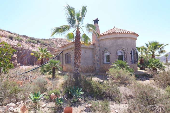 Image No.7-3 Bed Country House for sale