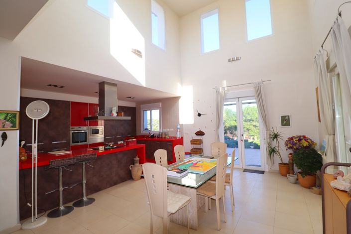 Image No.14-3 Bed Villa for sale