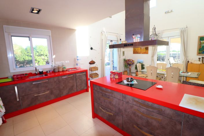 Image No.21-3 Bed Villa for sale