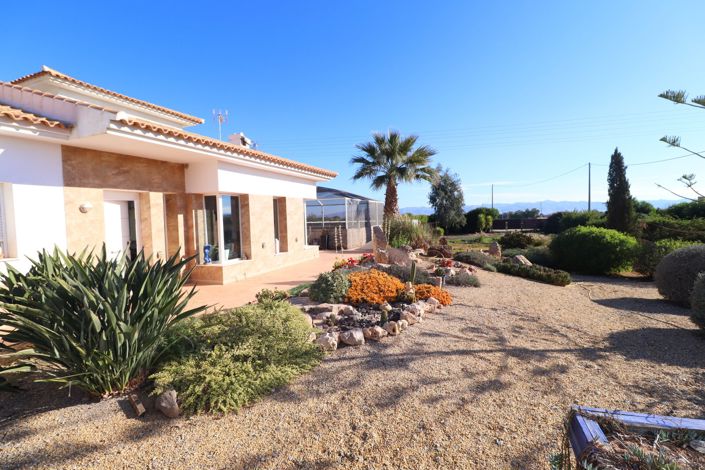 Image No.6-3 Bed Villa for sale